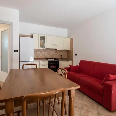 Giove-4 By Interhome Apartamento Torre Vado