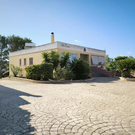 Giove-4 By Interhome Torre Vado