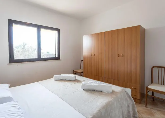 Giove-4 By Interhome *